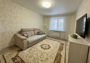 2-к квартира, вторичка, 67м2, 1/17 этаж