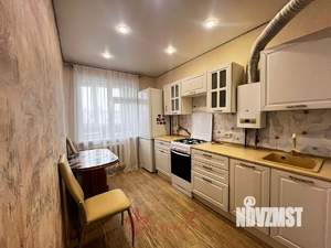 2-к квартира, вторичка, 49м2, 3/3 этаж