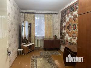 4-к квартира, вторичка, 62м2, 3/5 этаж