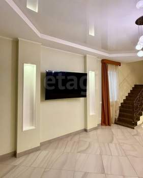 6-к квартира, вторичка, 217м2, 1/3 этаж