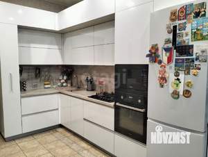 2-к квартира, вторичка, 90м2, 1/4 этаж