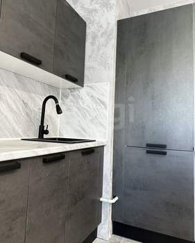 1-к квартира, вторичка, 48м2, 1/10 этаж