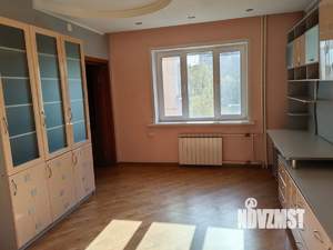2-к квартира, вторичка, 63м2, 2/10 этаж