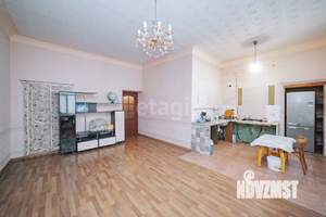 4-к квартира, вторичка, 101м2, 1/4 этаж