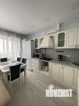 2-к квартира, вторичка, 64м2, 10/10 этаж