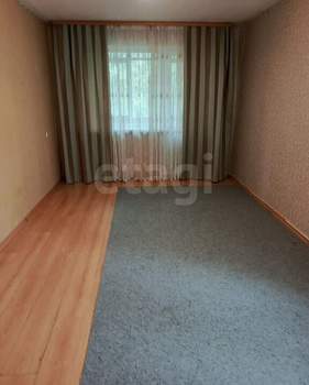 3-к квартира, вторичка, 61м2, 3/5 этаж