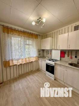 2-к квартира, вторичка, 45м2, 3/5 этаж
