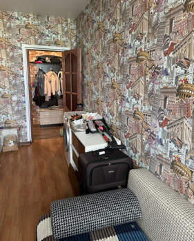 3-к квартира, вторичка, 56м2, 1/2 этаж