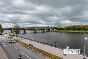 2-к квартира, вторичка, 61м2, 2/2 этаж
