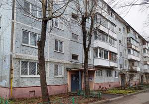 2-к квартира, вторичка, 44м2, 1/5 этаж