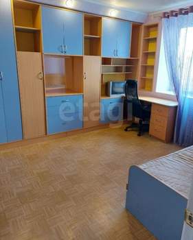 2-к квартира, вторичка, 70м2, 4/10 этаж