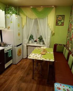 3-к квартира, вторичка, 62м2, 4/10 этаж