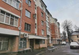 2-к квартира, вторичка, 68м2, 3/5 этаж