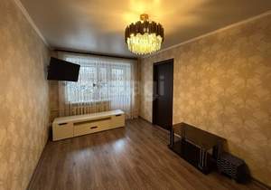 2-к квартира, вторичка, 42м2, 4/4 этаж