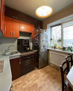 2-к квартира, вторичка, 44м2, 5/5 этаж