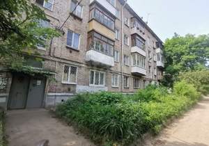2-к квартира, вторичка, 41м2, 1/4 этаж