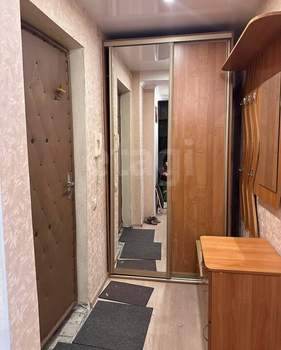 2-к квартира, вторичка, 43м2, 1/4 этаж