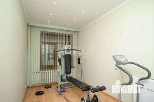 4-к квартира, вторичка, 166м2, 1/5 этаж