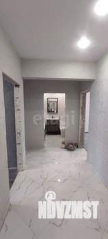 2-к квартира, вторичка, 61м2, 9/14 этаж