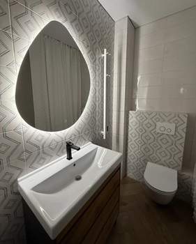 2-к квартира, вторичка, 62м2, 1/4 этаж