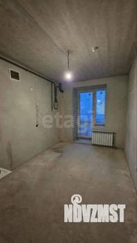 2-к квартира, вторичка, 60м2, 1/10 этаж