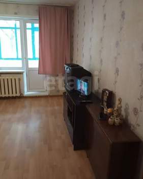 2-к квартира, вторичка, 54м2, 1/9 этаж