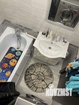 2-к квартира, вторичка, 63м2, 12/17 этаж