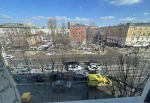 3-к квартира, вторичка, 72м2, 4/4 этаж