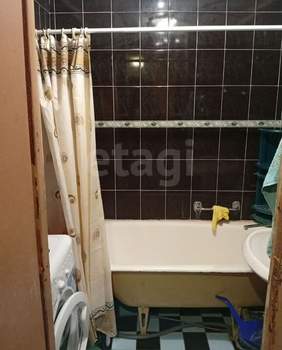 3-к квартира, вторичка, 70м2, 8/9 этаж