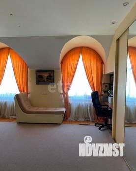 3-к квартира, вторичка, 104м2, 4/4 этаж