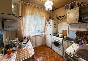 3-к квартира, вторичка, 54м2, 1/5 этаж