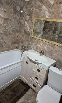 2-к квартира, вторичка, 42м2, 1/5 этаж