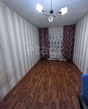 4-к квартира, вторичка, 61м2, 1/5 этаж