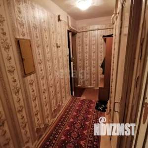 2-к квартира, вторичка, 44м2, 1/4 этаж