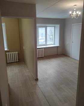 2-к квартира, вторичка, 42м2, 1/5 этаж
