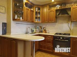 2-к квартира, вторичка, 70м2, 7/10 этаж