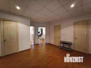 3-к квартира, вторичка, 97м2, 2/5 этаж