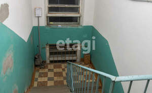 2-к квартира, вторичка, 43м2, 1/4 этаж