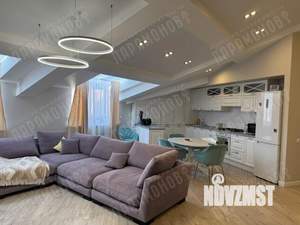 3-к квартира, вторичка, 102м2, 4/4 этаж