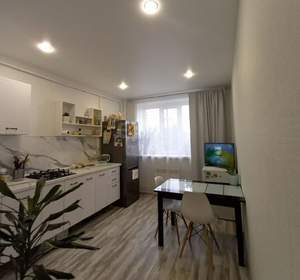 2-к квартира, вторичка, 64м2, 1/3 этаж