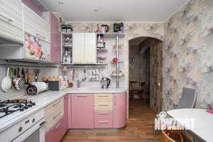 3-к квартира, вторичка, 70м2, 9/9 этаж