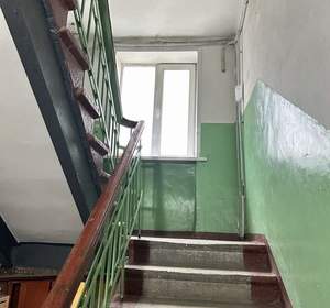 2-к квартира, вторичка, 47м2, 1/4 этаж