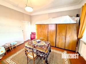 2-к квартира, вторичка, 61м2, 3/3 этаж