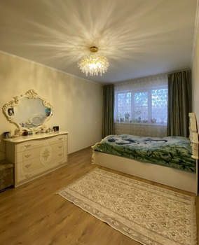 3-к квартира, вторичка, 62м2, 5/5 этаж