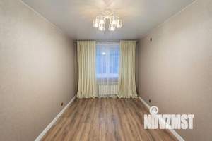 2-к квартира, вторичка, 55м2, 8/15 этаж