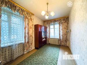 2-к квартира, вторичка, 40м2, 1/4 этаж