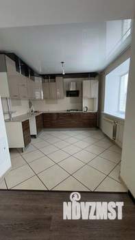 2-к квартира, вторичка, 82м2, 3/10 этаж