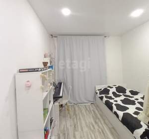 2-к квартира, вторичка, 64м2, 1/3 этаж