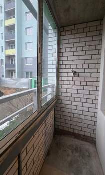 2-к квартира, вторичка, 60м2, 1/10 этаж