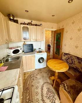 3-к квартира, вторичка, 72м2, 9/9 этаж